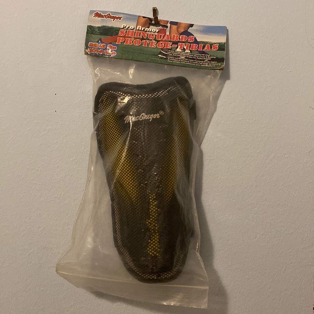 MacGregor Pro Armor soccer Shin Guards one pair